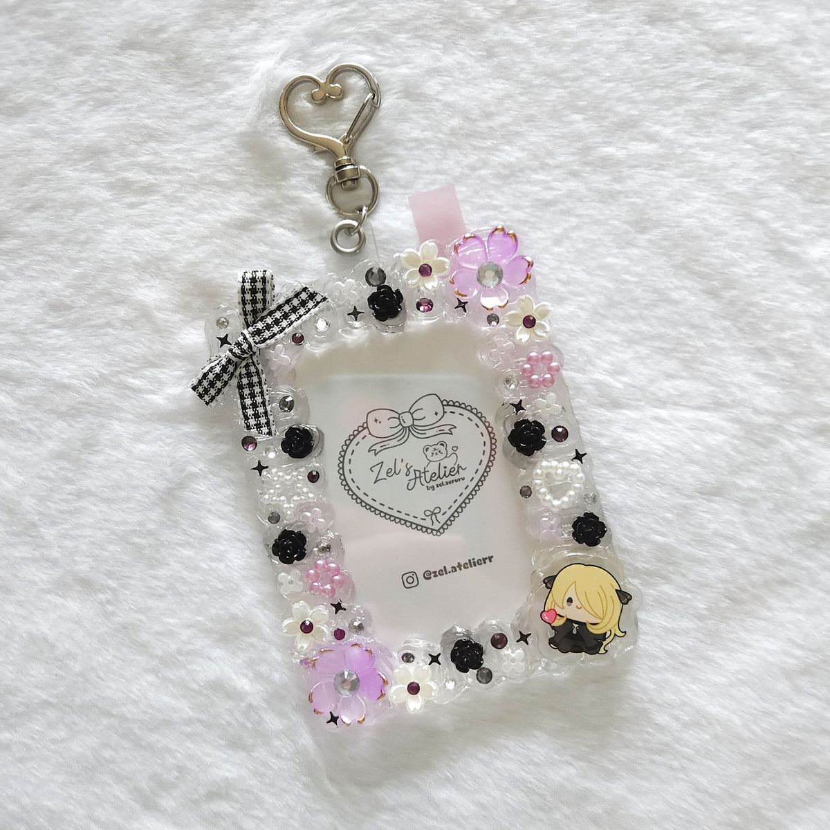 Champion Trainer Keychain Deco Toploader