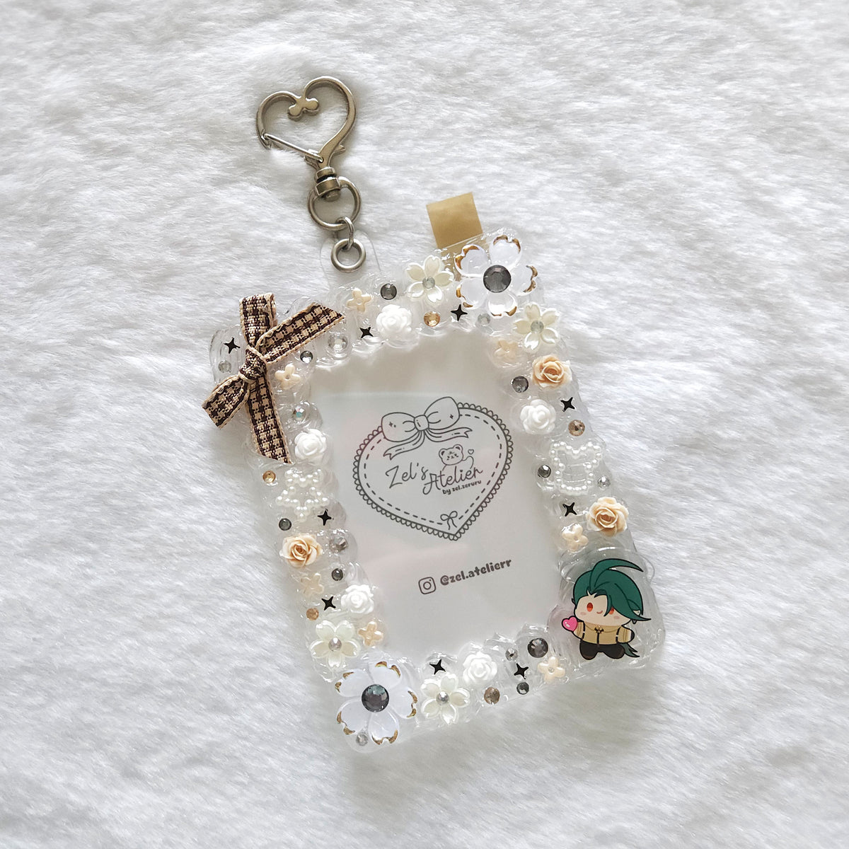 Elite Trainer Keychain Deco Toploader